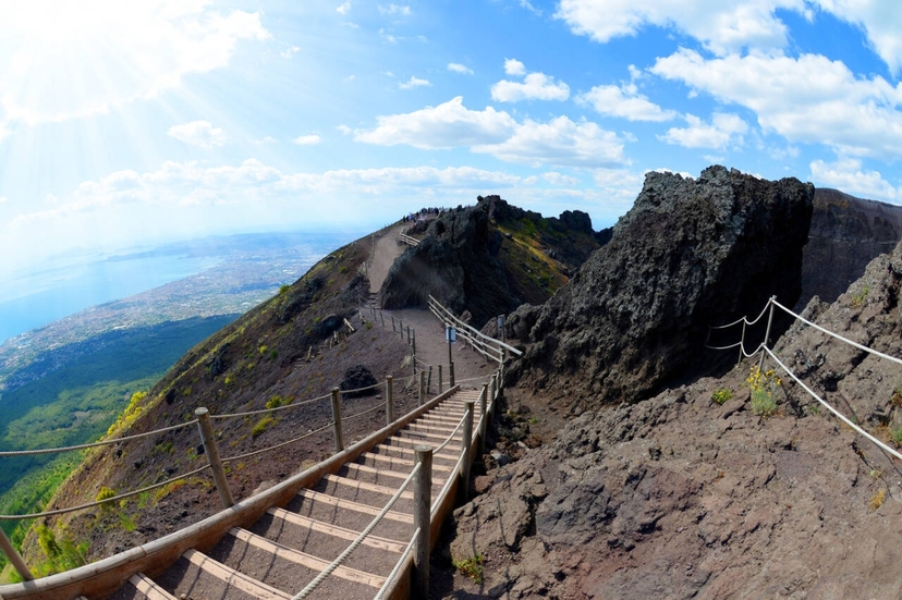 From Naples: Vesuvius Bus & Entry Tickets 4