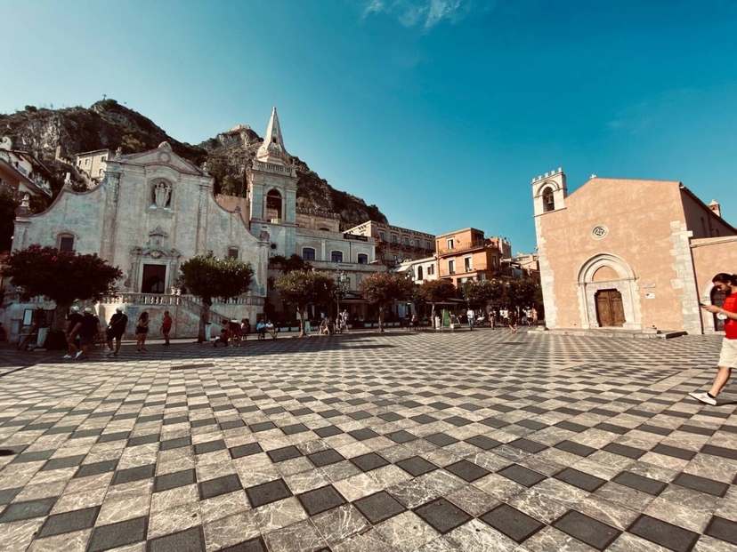 Taormina Low Cost Transfer from Messina 3