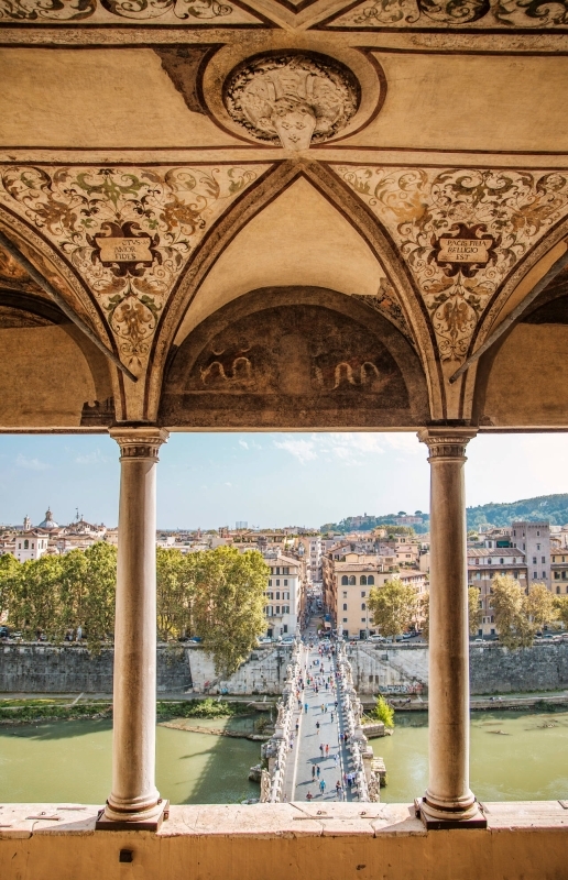 Disembark tour from Civitavecchia: Guided tour of Castel Sant'Angelo and Rome Hop-On Hop-Off 1