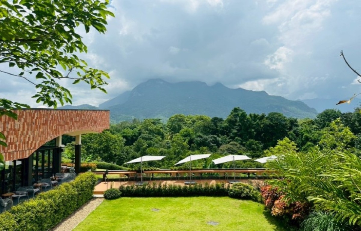 Chiang Mai 1 day Sightseeing Chiang Dao Cave & 5 different Hill Tribe Villages (Min 2 Pax) 1