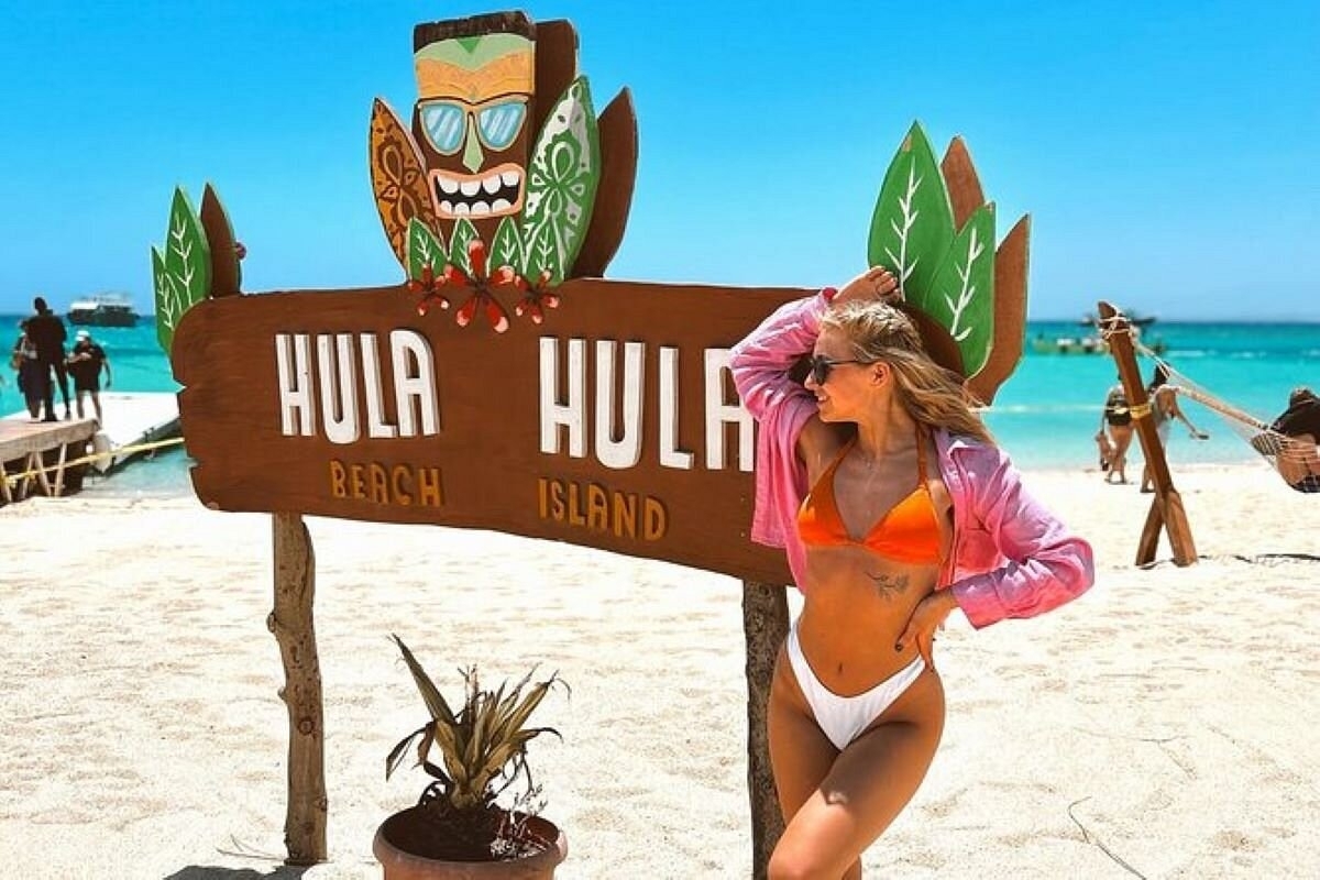 Hurghada Day Trip To Hula Hula Island With Snorkeling and Lunch. 1