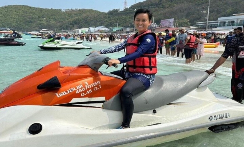 Pattaya-Koh Larn: Speed boat +Parasailing +Jetski  +lunch 4