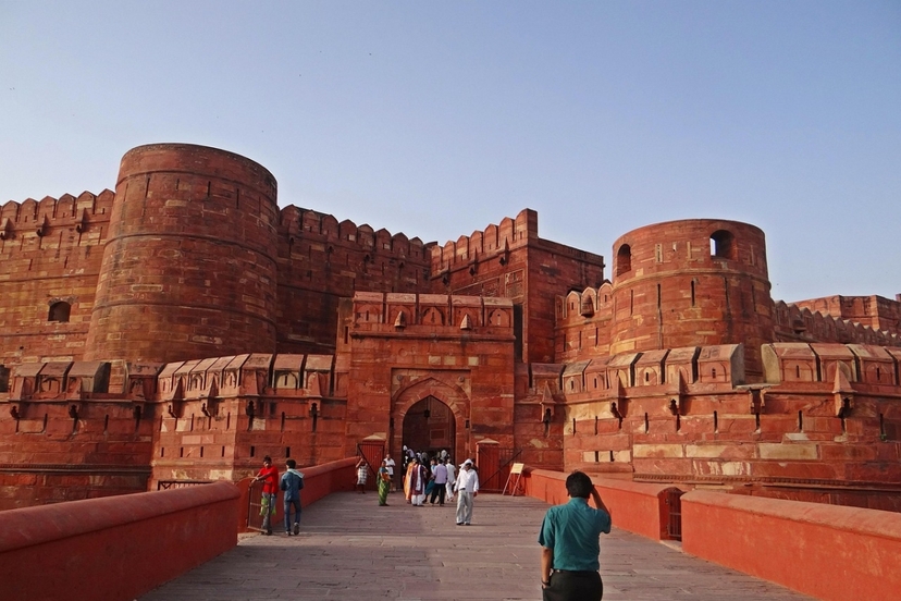 Same Day Agra Taj Mahal Tour from Delhi with Guide 2