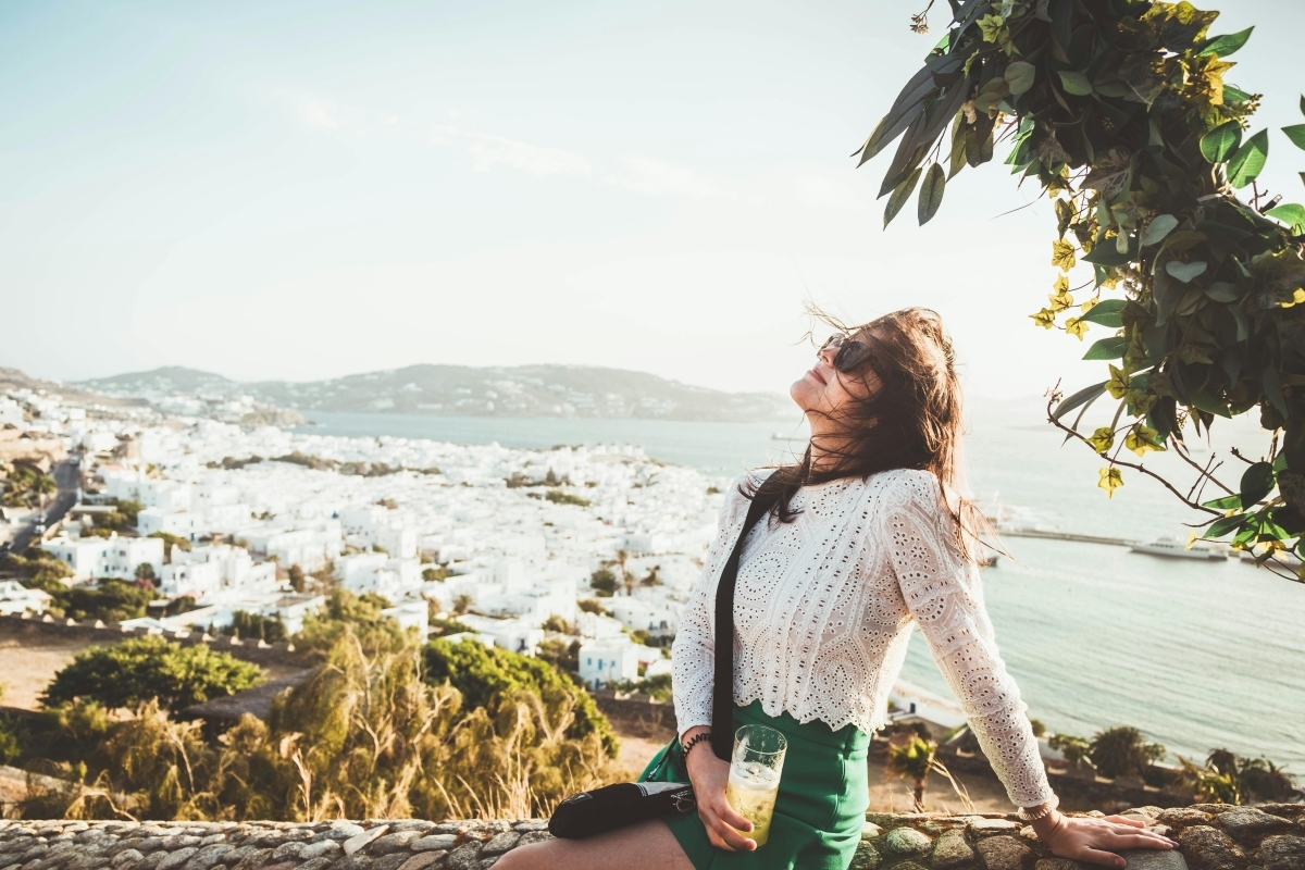 Ultimate Greek Island Hopping Tour: Athens, Mykonos, Paros, Naxos & Santorini – 11 Days 1