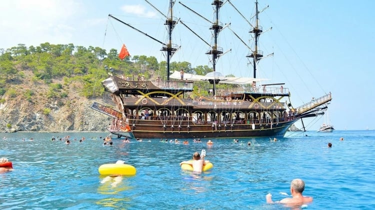 Daily Kemer Boat Tour from Belek