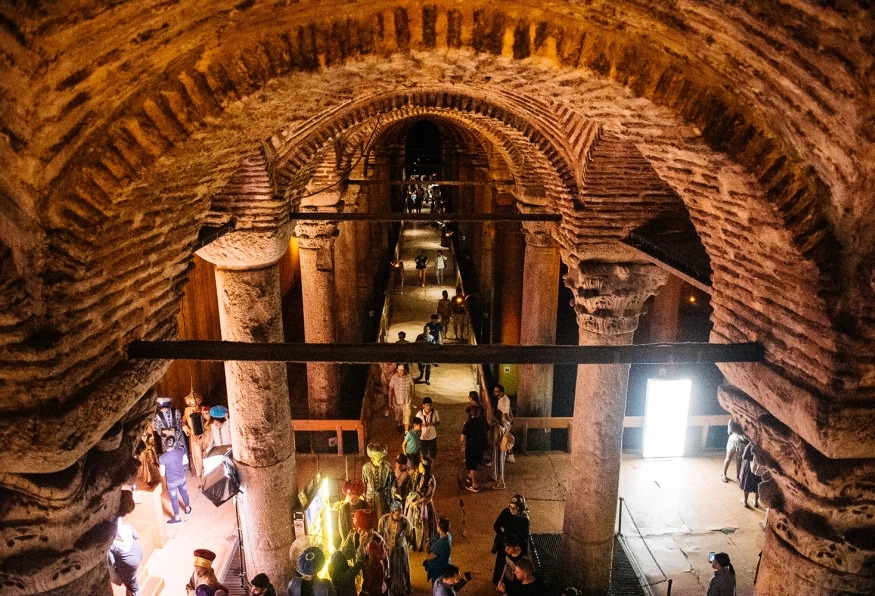 Main Image