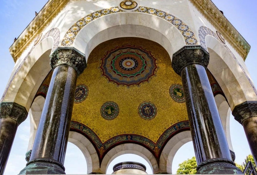 Main Image
