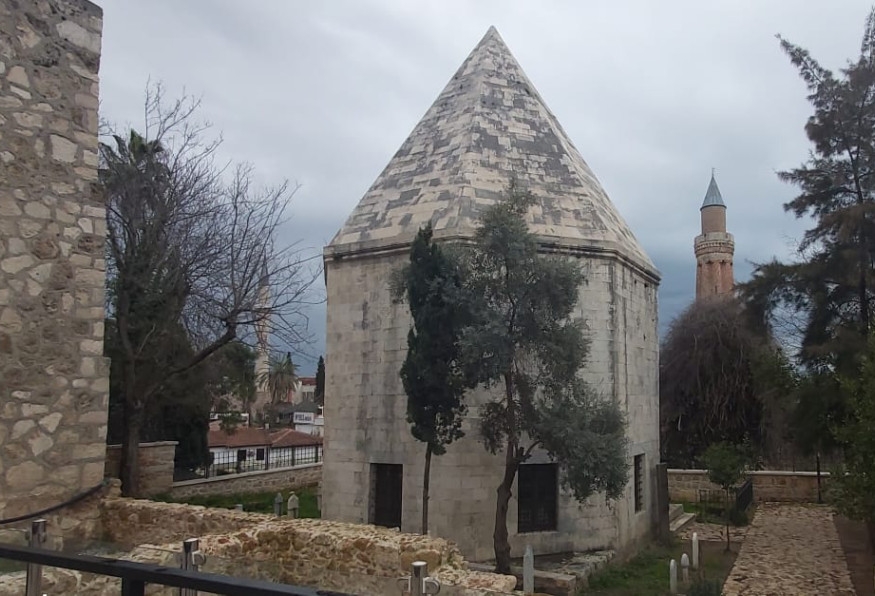 Main Image