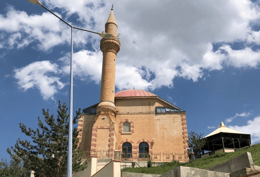Main Image