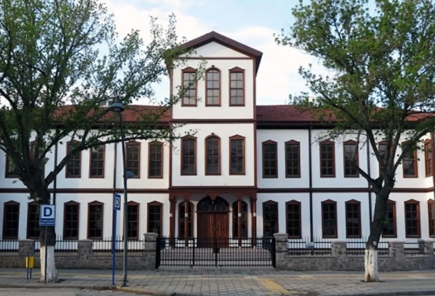 Main Image