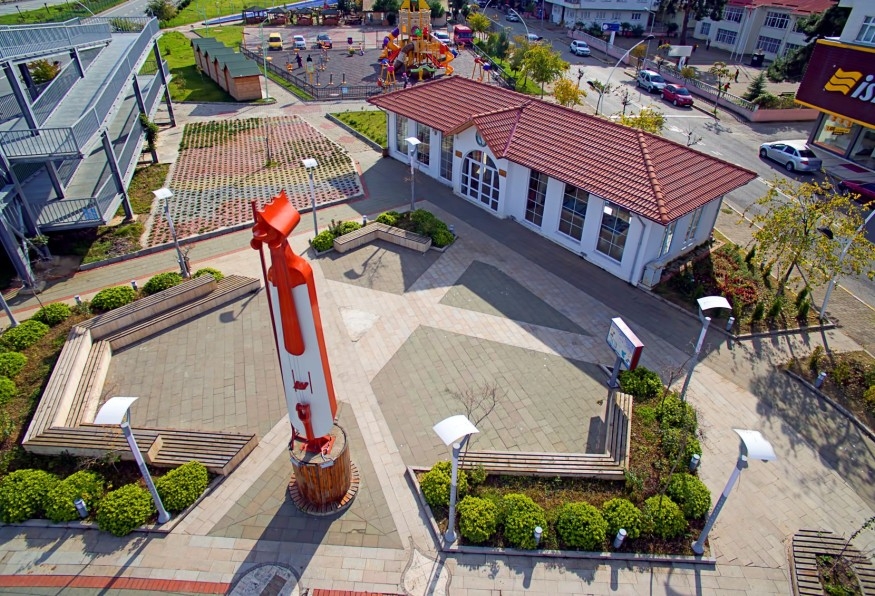 Main Image