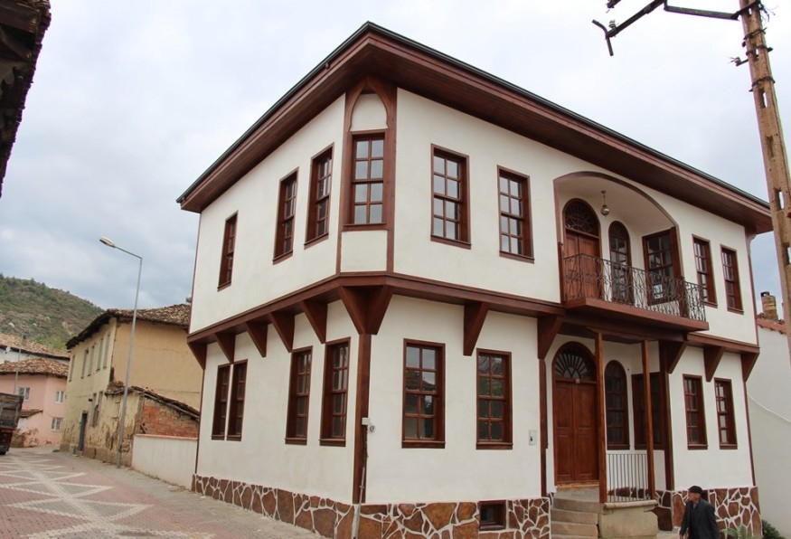 Image 1