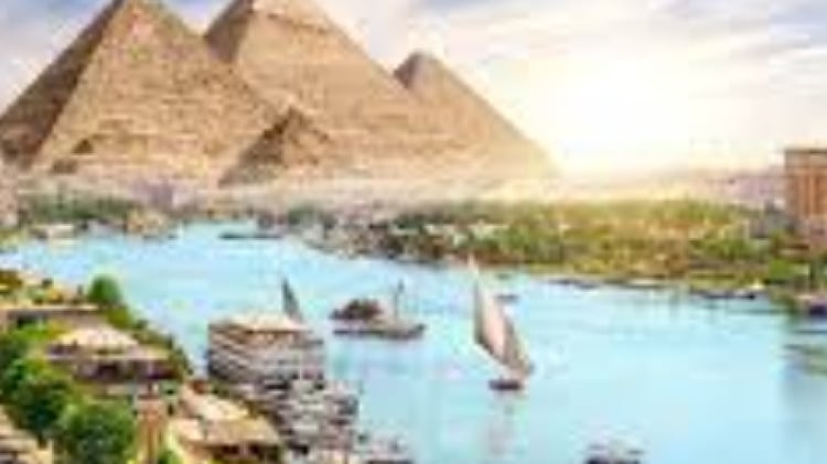 4 Days Pyramids and Old Cairo