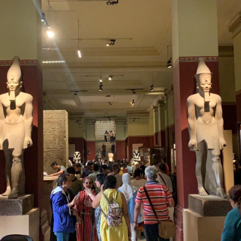 Private Tour : Pyramids of Giza, Sphinx, Valley Temple and the Egyptian Museum 2
