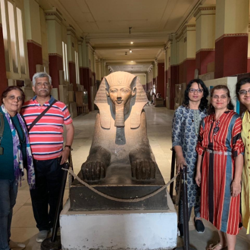 Private Tour : Pyramids of Giza, Sphinx, Valley Temple and the Egyptian Museum 4