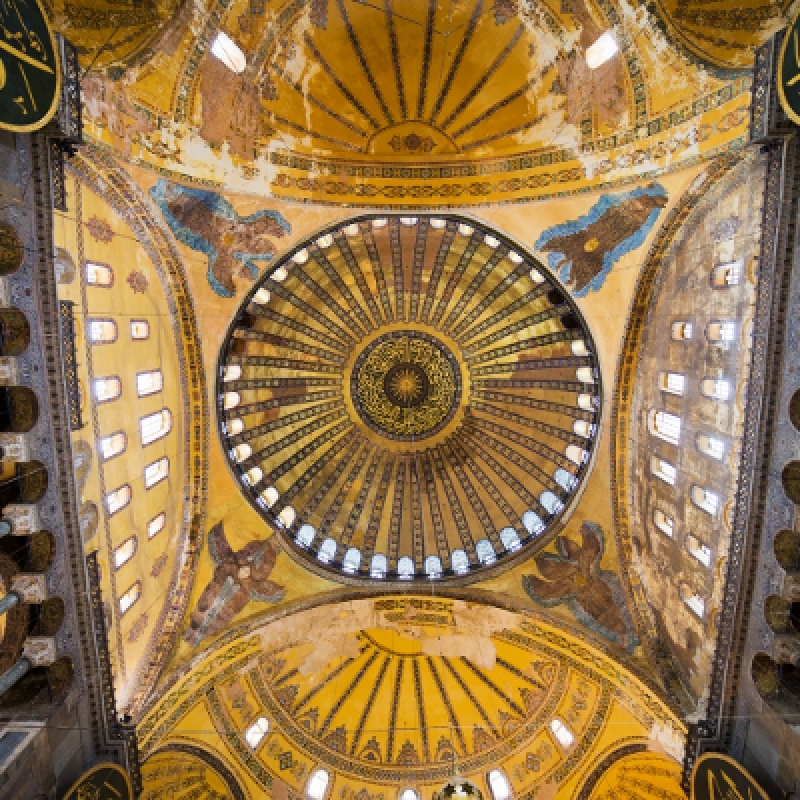 Daily Hagia Sophia Walking Tour in Istanbul – Explore Byzantine History & Architecture 7