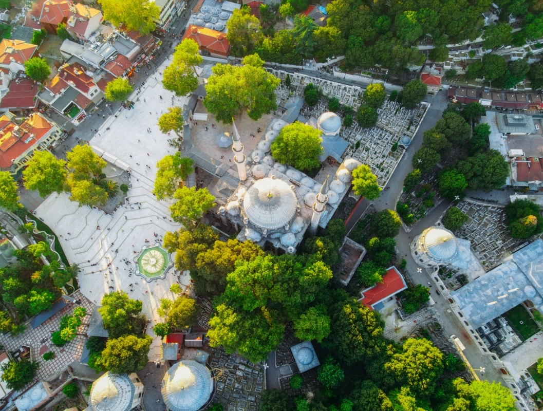 Explore Istanbul’s Islamic Heritage: Topkapi Palace, Blue Mosque & Historic Mosques Tour 1