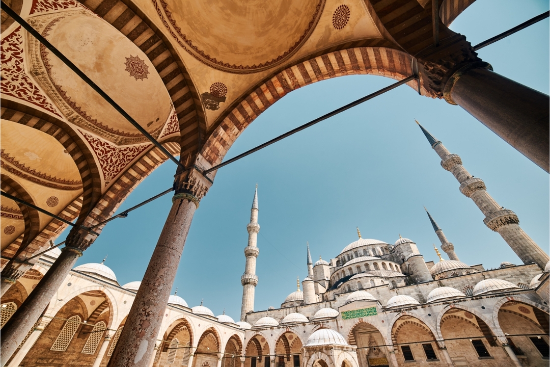 Explore Istanbul’s Islamic Heritage: Topkapi Palace, Blue Mosque & Historic Mosques Tour 7