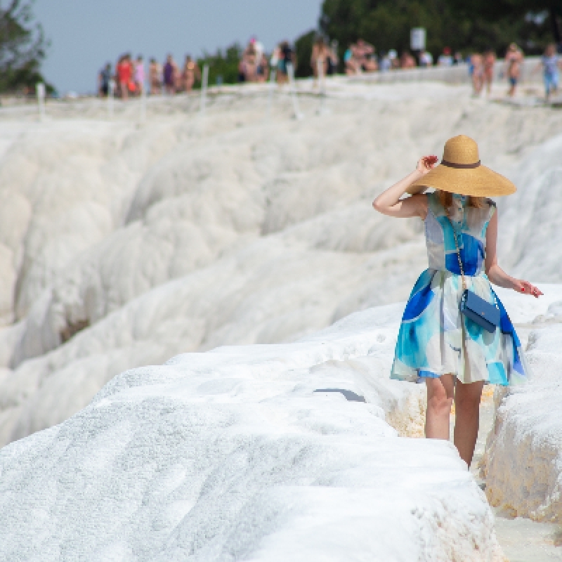 Pamukkale&Hierapolis Small Group Tours 9