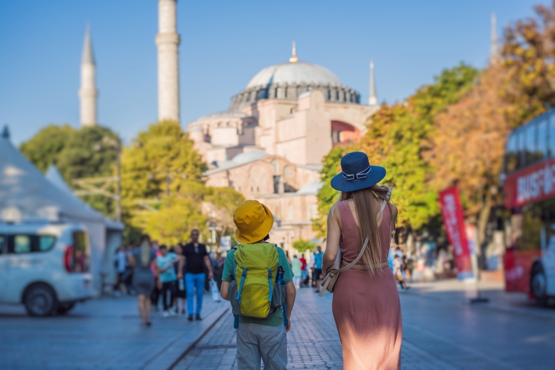 Full-Day Istanbul Tour: Hagia Sophia, Blue Mosque, Topkapi Palace & Bazaar 1