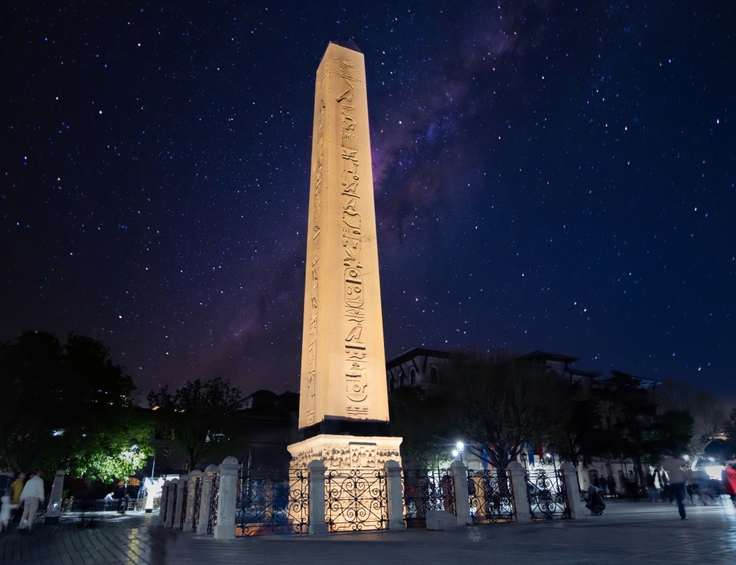 Panorama of Night Tour in Istanbul – Explore Galata Tower, Taksim & Sultanahmet at Night 5