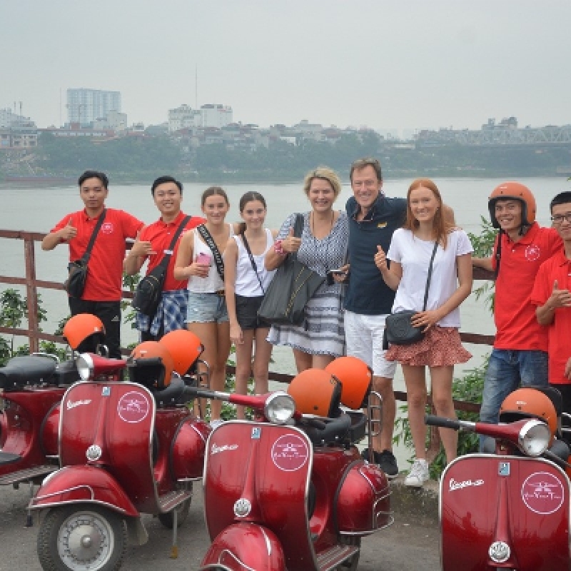 Hanoi Insight Morning Half Day Vespa Tour  3