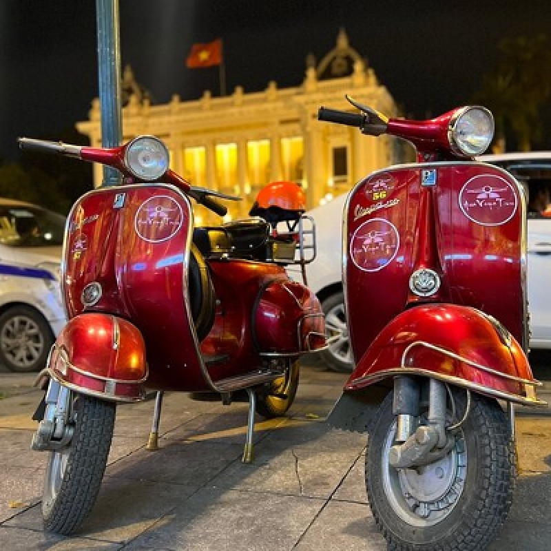 Hanoi By Night Foodie Vespa Tour 4