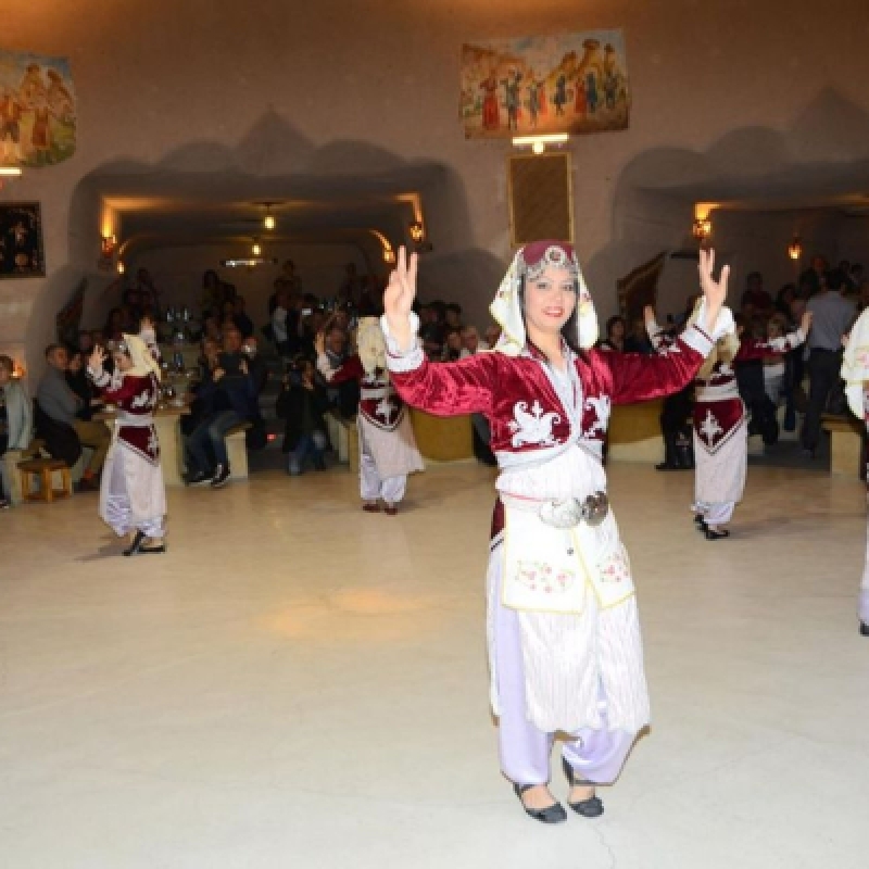 Daily Cappadocia Two Hours Turkish Night Show + Transfer 8