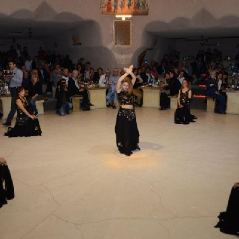 Daily Cappadocia Two Hours Turkish Night Show + Transfer 9