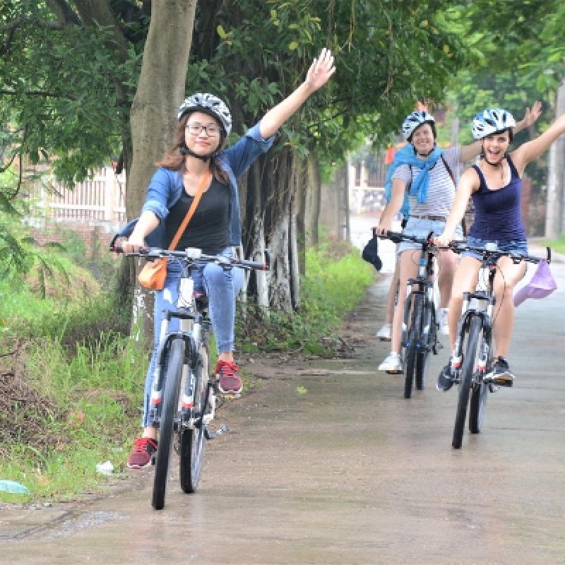 HALF DAY HANOI CITY BICYCLE TOUR (MORNING) 5