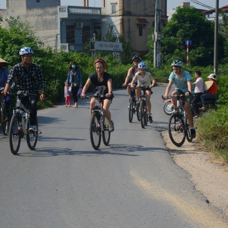 HALF DAY HANOI CITY BICYCLE TOUR (MORNING) 8