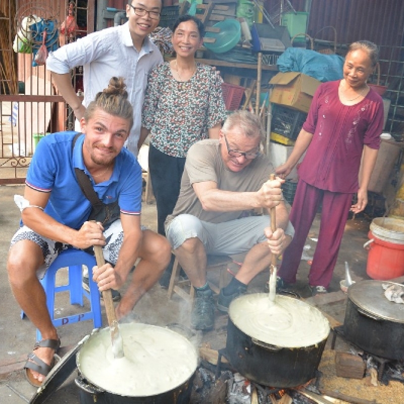 HALF DAY HANOI CITY BICYCLE TOUR (AFTERNOON) 8