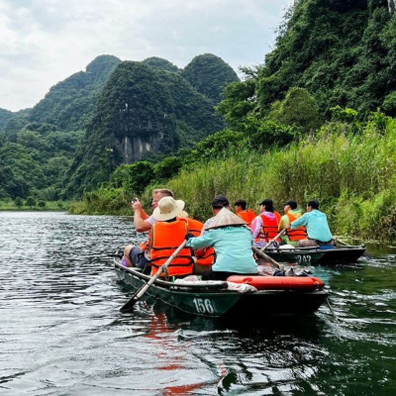 Exclusive Ninh Binh Cycling Boat Tour Luxury Small Group Experience 4