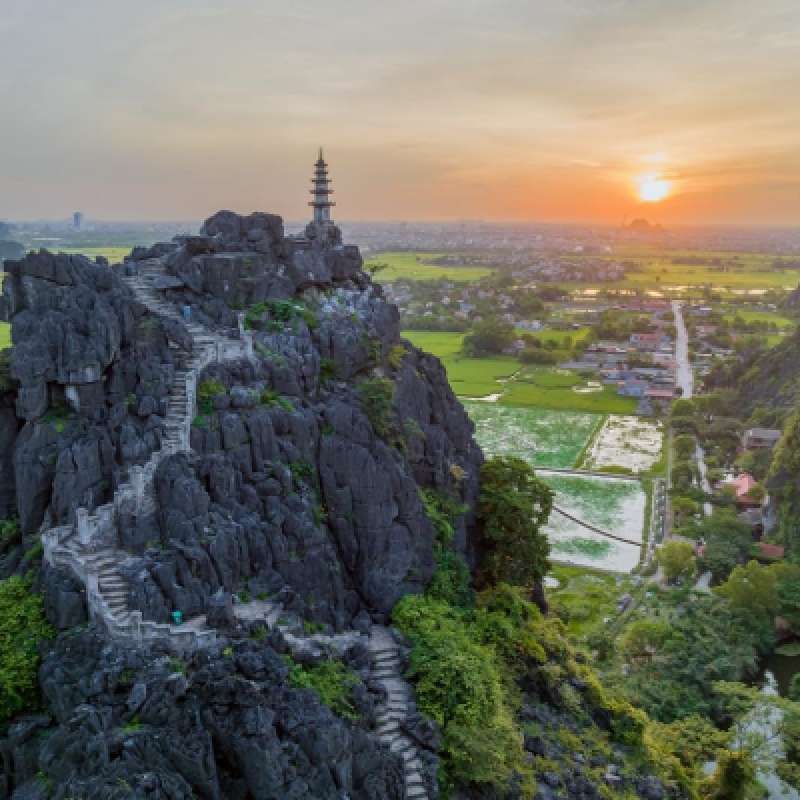 Trang An Bai Dinh Pagoda Day Trip with Mua Cave Luxury Small Group Tour 1