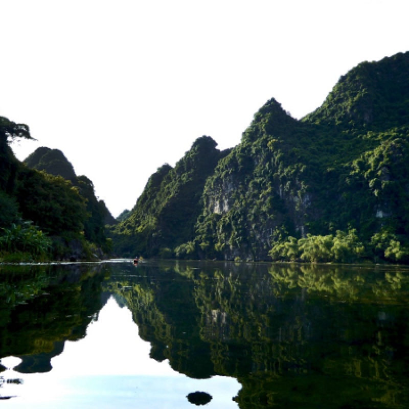 Trang An Bai Dinh Pagoda Day Trip with Mua Cave Luxury Small Group Tour 8