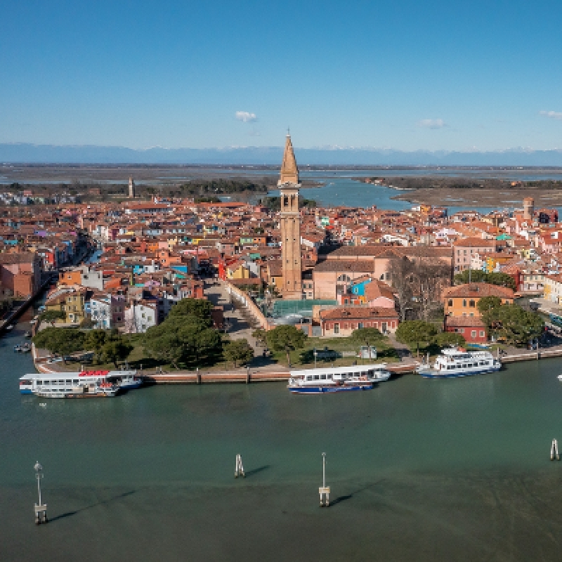 Venice: Murano and Burano Boat Tour with Glass Factory Visit - from Train Station(KFC) 8