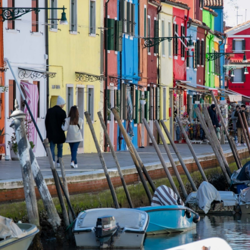 Venice: Murano And Burano Boat Tour With Glass Factory Visit - Afternoon Tour From San Marco 7