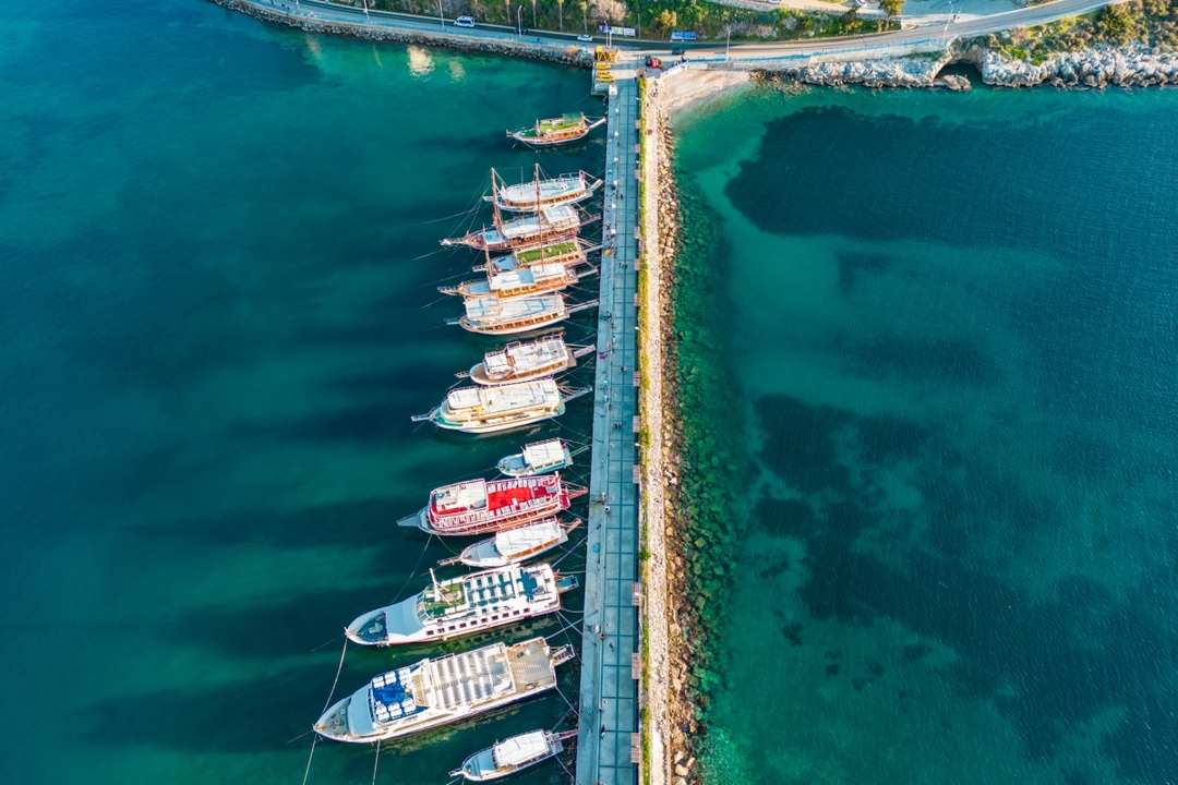 Daily Kusadasi Boat Cruise from Izmir | Relaxing Bays & Swimming Tour with Lunch 7