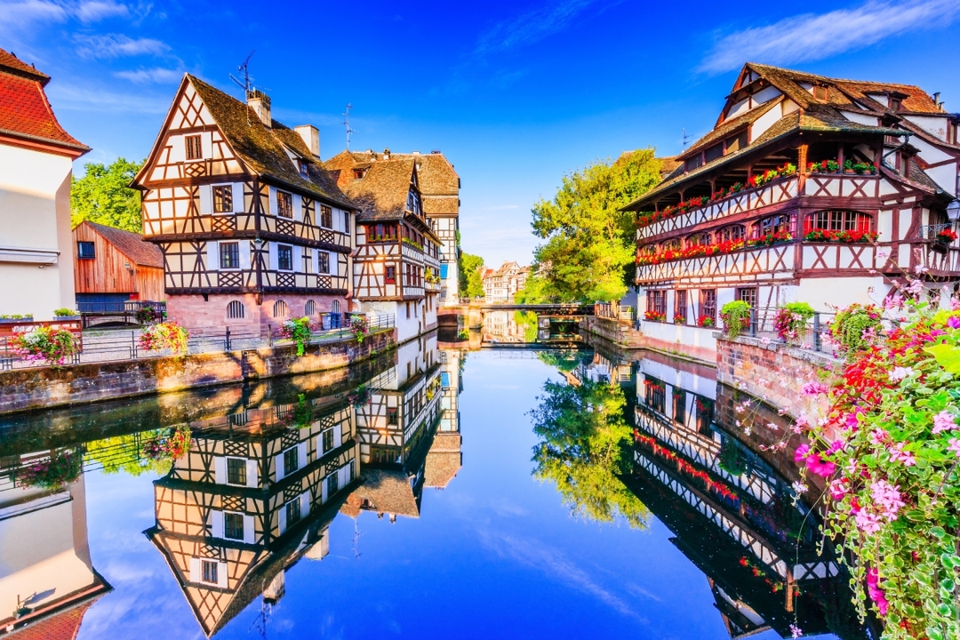  10 Days 9 Nights Europe Tour France Switzerland  Italy  5