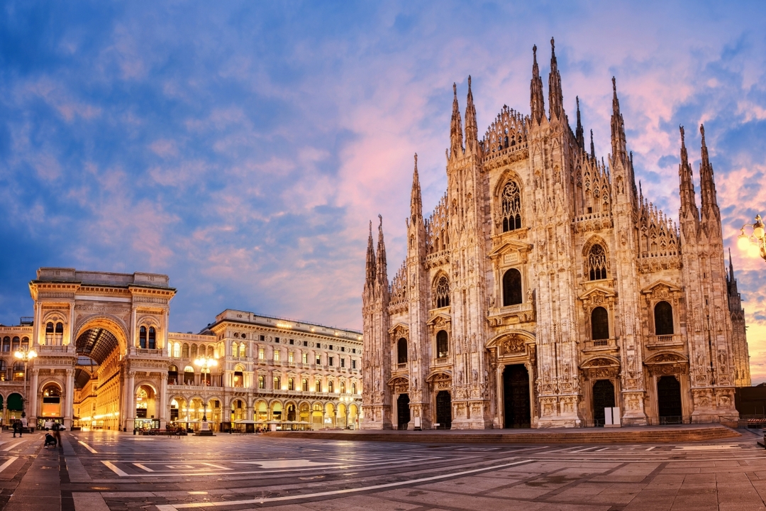  10 Days 9 Nights Europe Tour France Switzerland  Italy  7