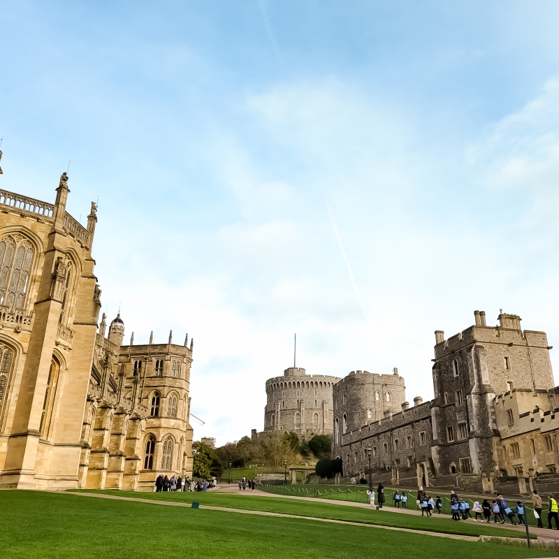 Stonehenge and Windsor Tour from London with Entry Tickets 3