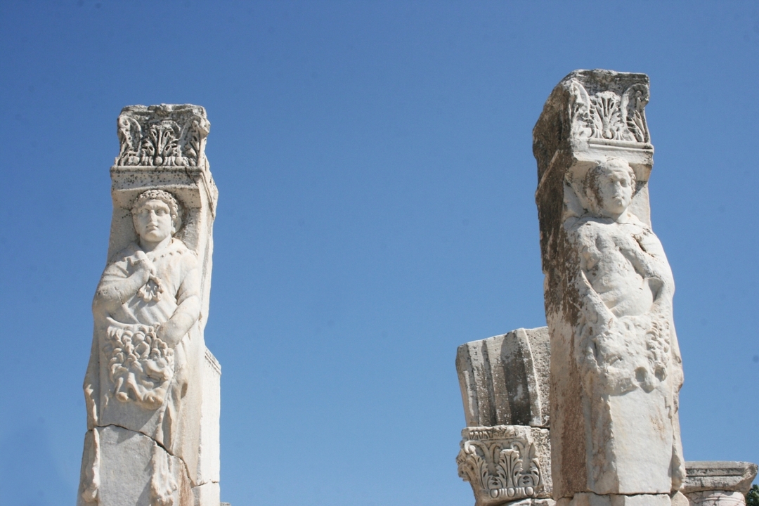 Ephesus tours Basilica of Saint John Turkish bath Tours 4