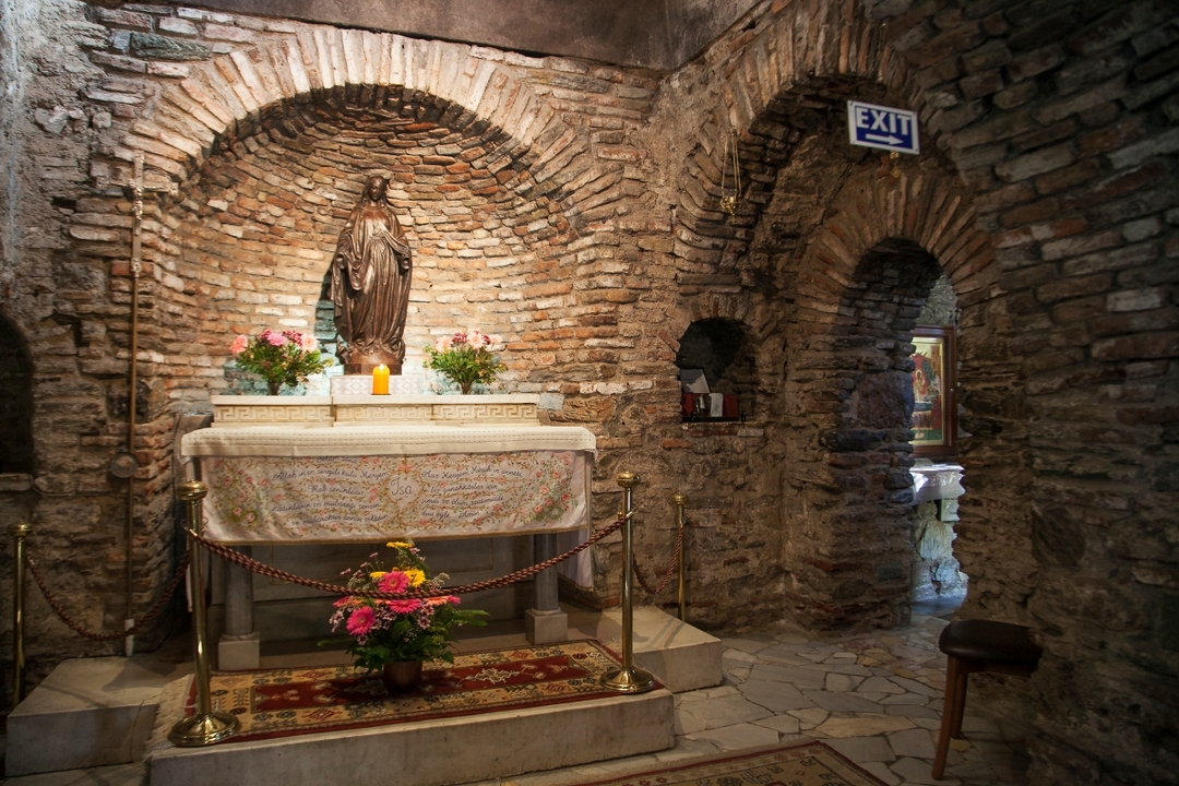 BEST SELLER EPHESUS PRIVATE TOUR: Mary's House and Ephesus Ruins 7