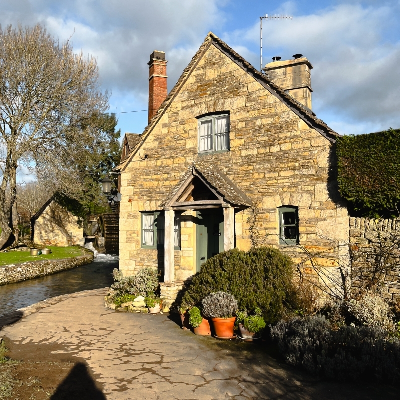 The Cotswolds Guided Day Tour from London 5
