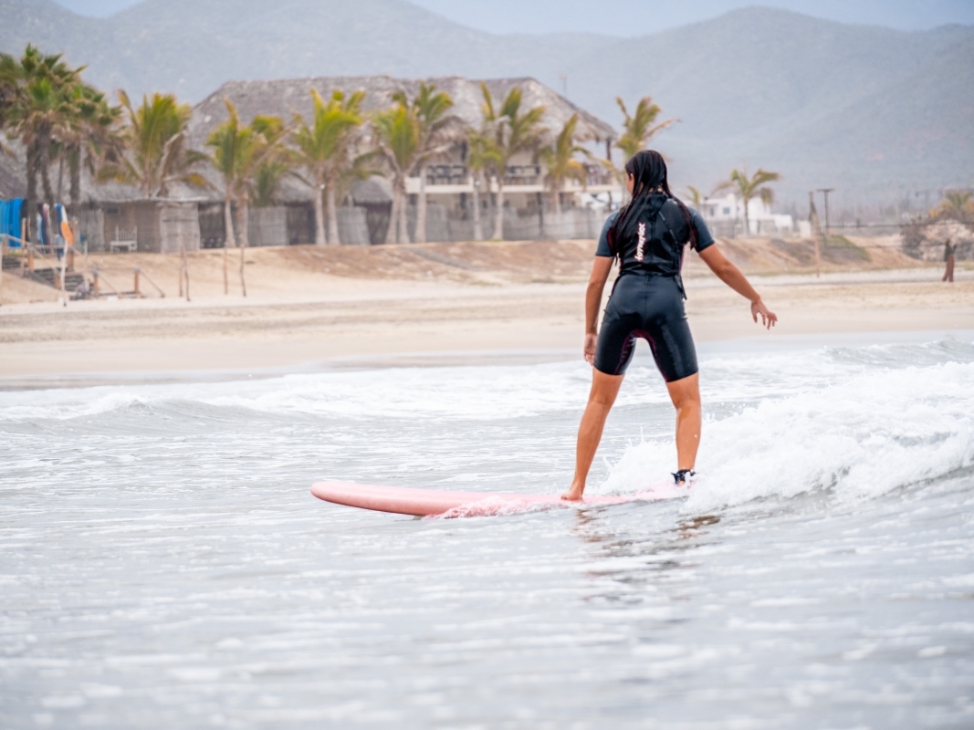 Cabo Surf Lessons at Cerritos 6