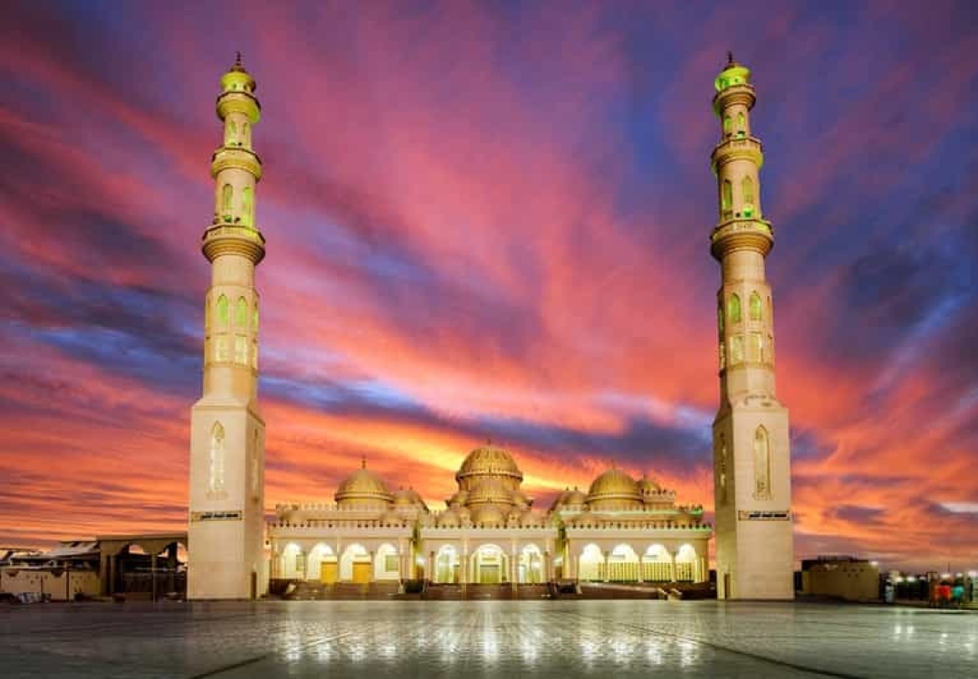 Egypt: 5-Hour Private Hurghada City Exploration 2