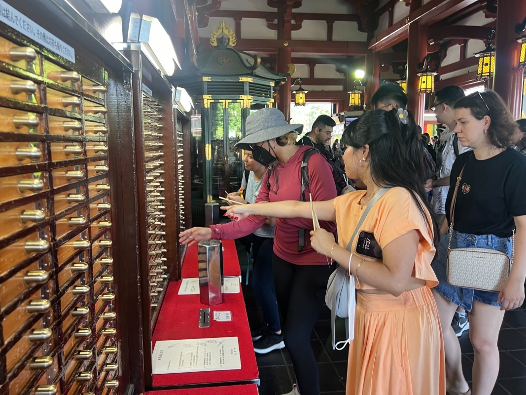 Half Day(4hour) Private Guided Tour in Tokyo with National Licensed guide 3