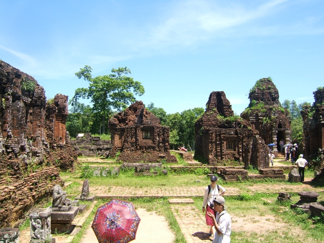 CHAM CULTURE TRACES – MY SON 2