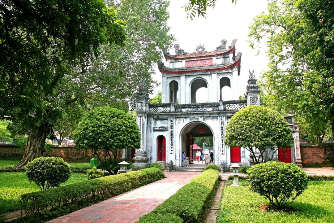 HANOI HALF-DAY GROUP TOUR WITH LUNCH 4