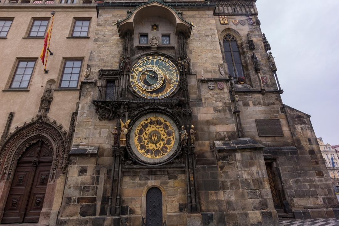 Prague: Walking Tour of Famous Royal Route with an APP 4